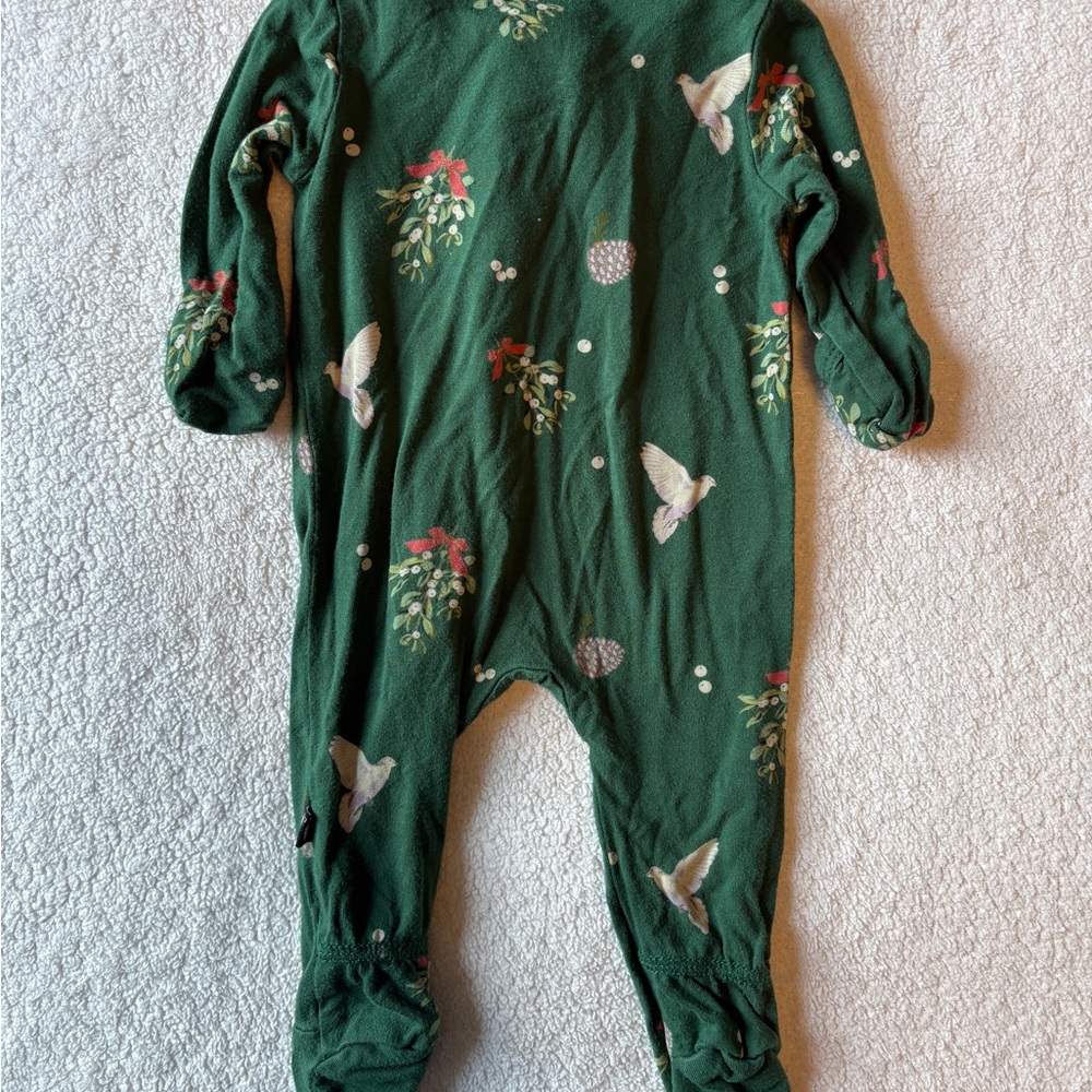 Kyte Baby Newborn Bamboo Romper Sleeper Green Floral w Peace Doves - Picture 5 of 5